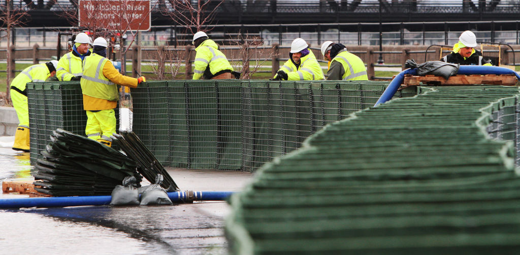 041913-ks-flooding-4